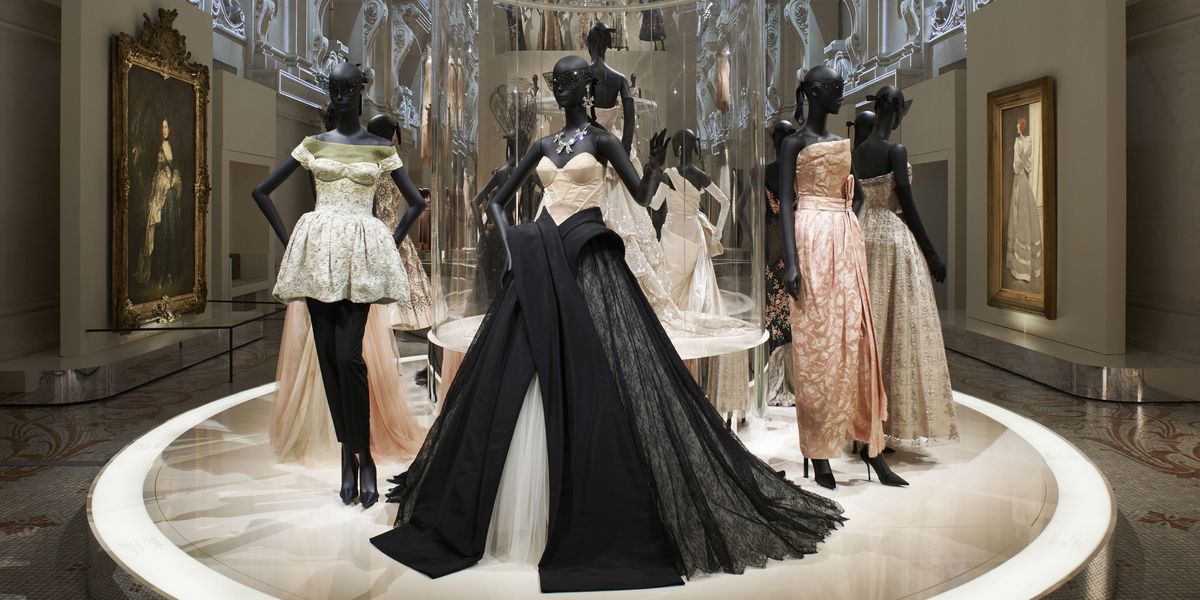 See Inside Dior's Breathtaking Paris Exhibition , The Fashion House Are ...