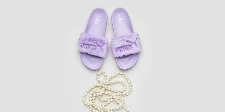 Passief vrijgesteld stroom Stop Everything: RiRi's Sold Out Fenty x Puma Fur Slides Are Back