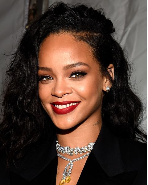 Rihanna's Hair Evolution - Every One Of Rihanna's Technicolour Hair Styles