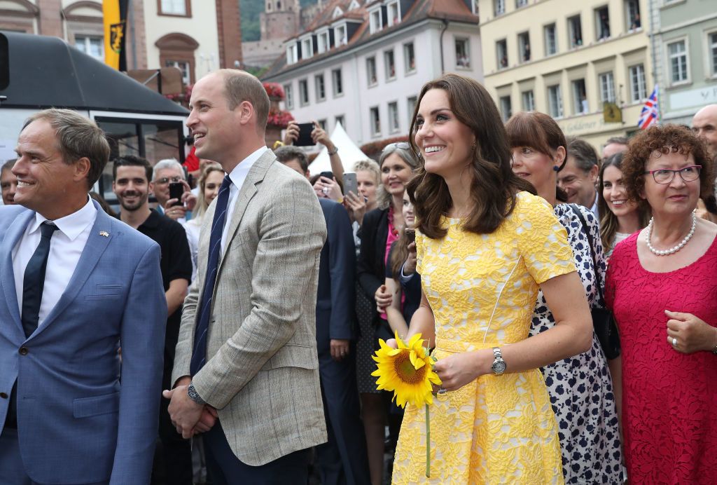 Prince William, Kate Middleton visit a German market