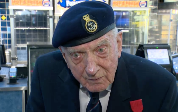 World War II veteran Ken Sturdy was moved to tears after seeing Christopher Nolan's war epic | ELLE UK
