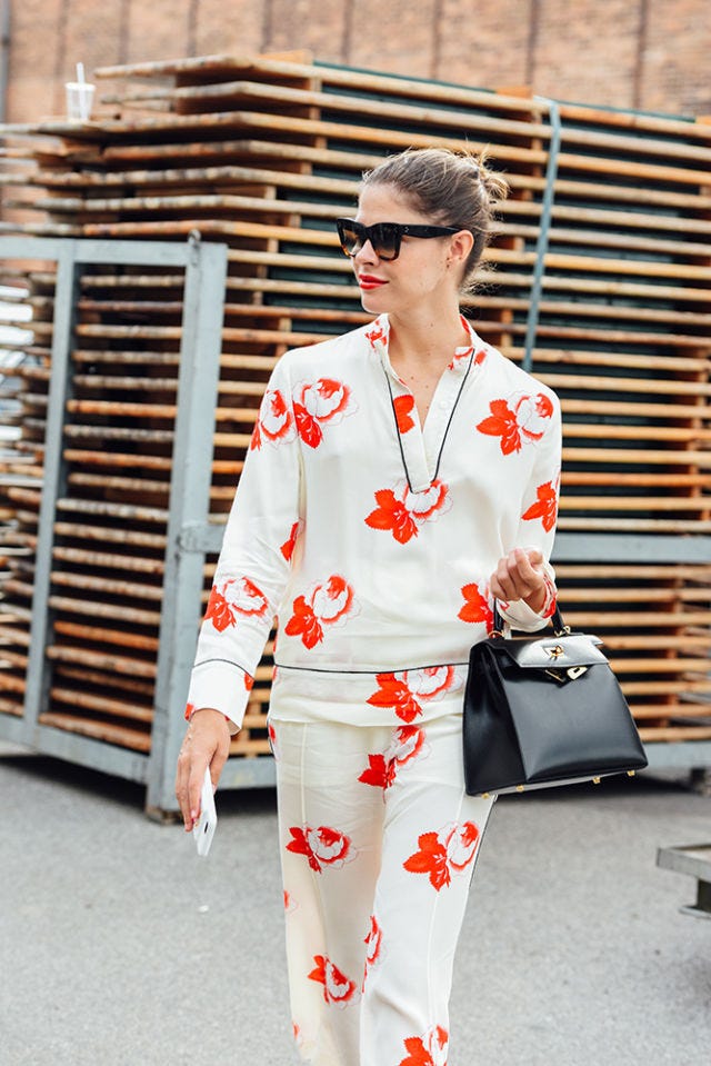 Clothing, White, Street fashion, Kimono, Orange, Fashion, Costume, Sleeve, Pajamas, Fashion model, 