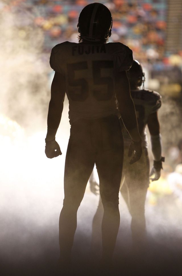 NFL silhouette