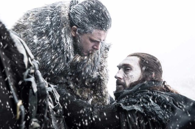 Jon Snow and Benjen Stark in Game of Thrones