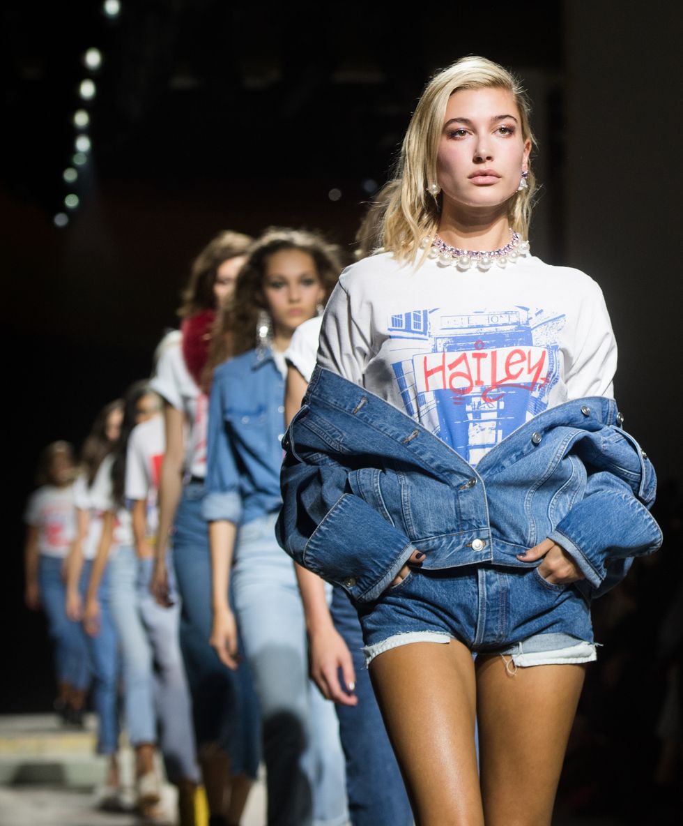 Hailey Baldwin for topshop ss18 london fashion week