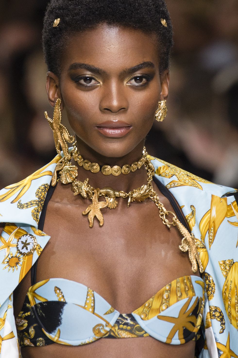 The Lipstick All The Supermodels Wore At Versace SS18 In Milan