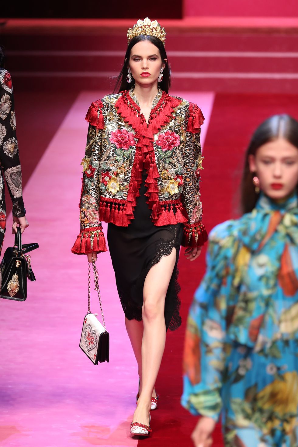 Dolce & Gabbana ss18 milan fashion week runway