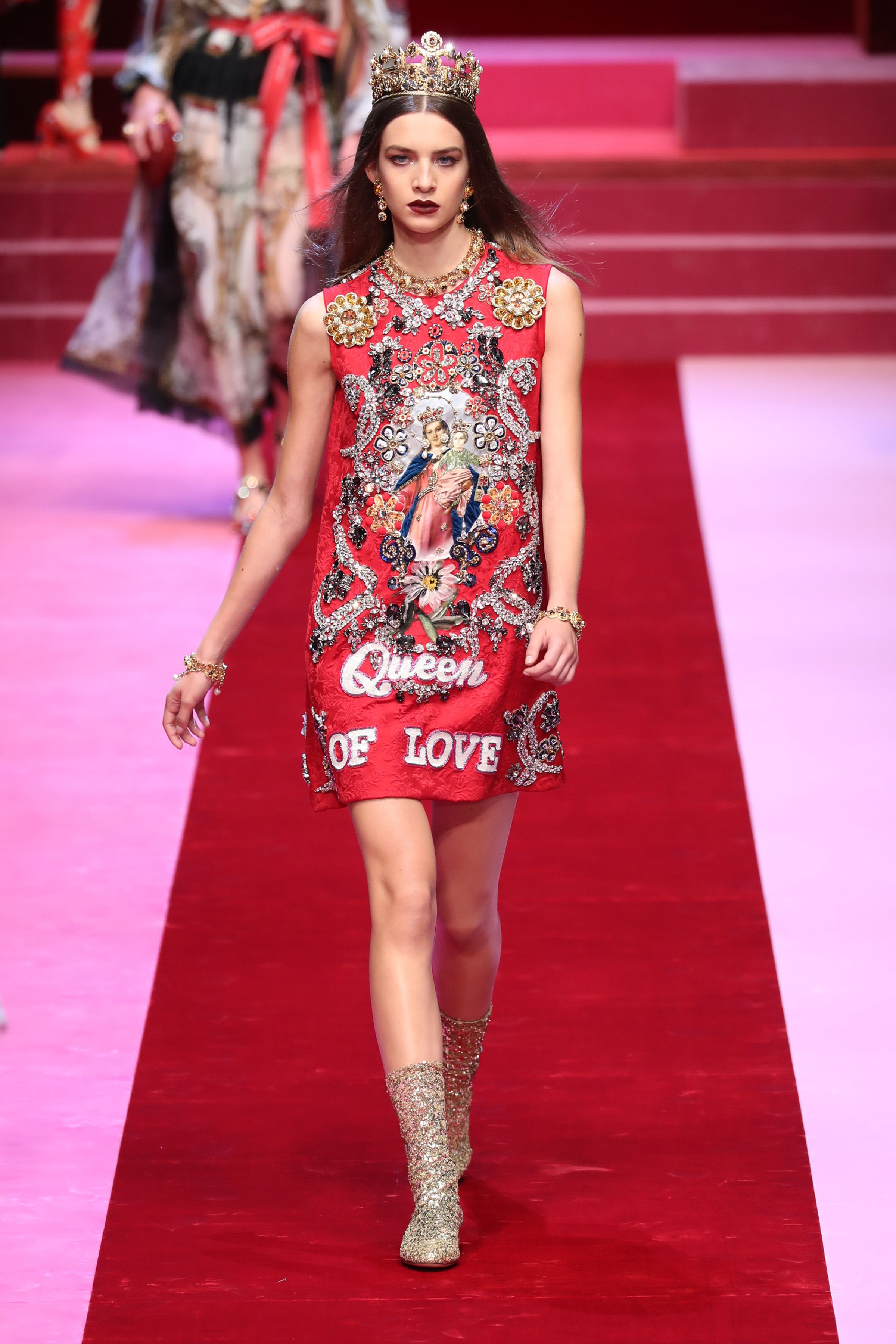 Dolce & Gabbana Put On Another Spectacular Show At Milan Fashion Week