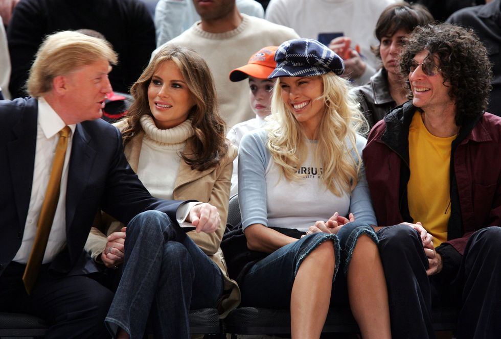 Donald Trump, Melania Trump and Howard Stern attend sports match together, 2005 | ELLE UK