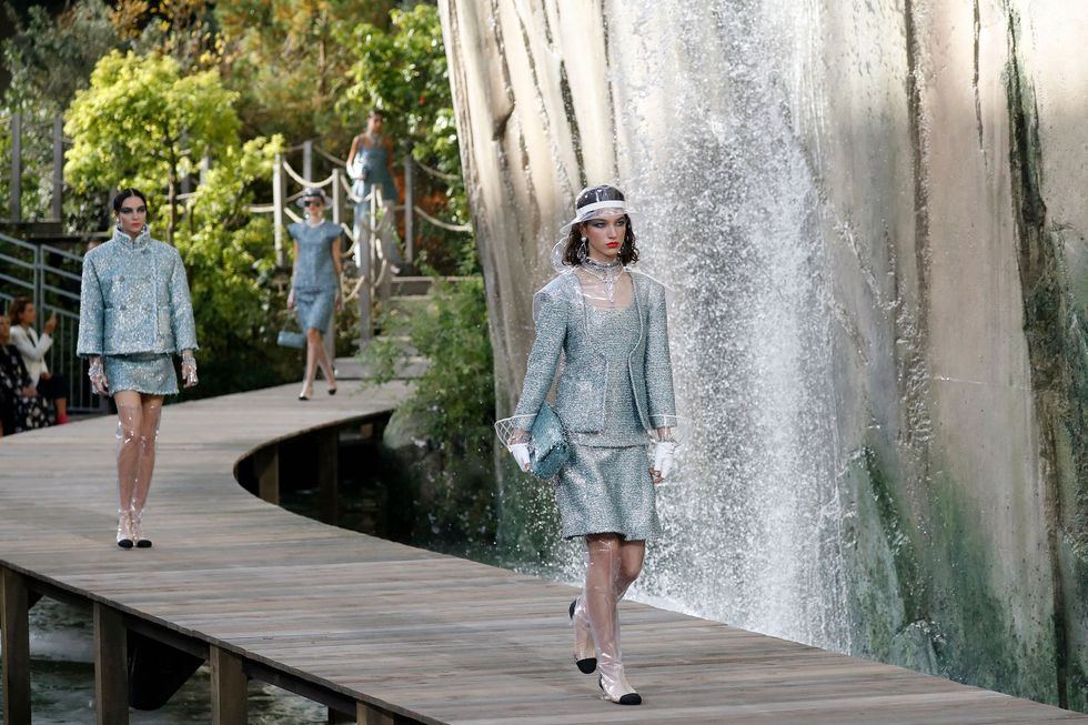 Chanel waterfall runway show spring summer 2018 paris fashion week