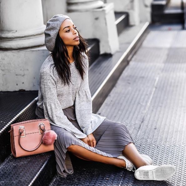 Street fashion, Clothing, Fashion, Pink, Footwear, Sitting, Leg, Beanie, Jeans, Outerwear, 