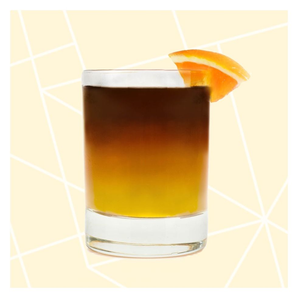 Drink, Highball glass, Alcoholic beverage, Distilled beverage, Whiskey sour, Beer cocktail, Liqueur, Amaretto, Pint glass, Cocktail, 