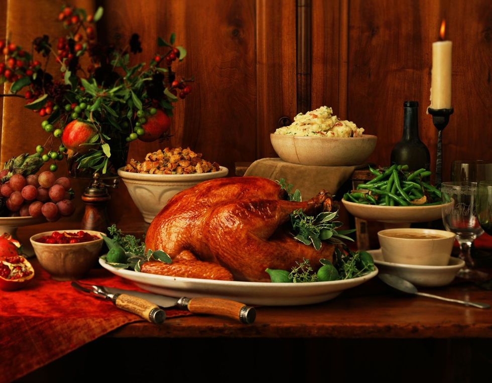 Dish, Food, Cuisine, Meal, Turkey meat, Thanksgiving dinner, Dinner, Ingredient, Roast goose, Supper, 