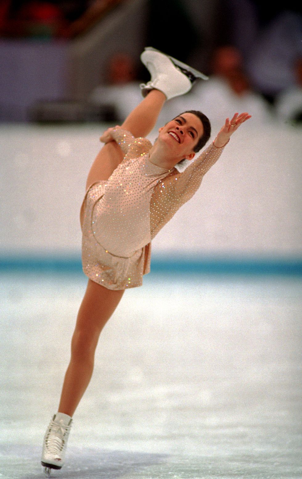 Figure skate, Ice skating, Figure skating, Skating, Ice dancing, Axel jump, Recreation, Individual sports, Sports, Jumping, 