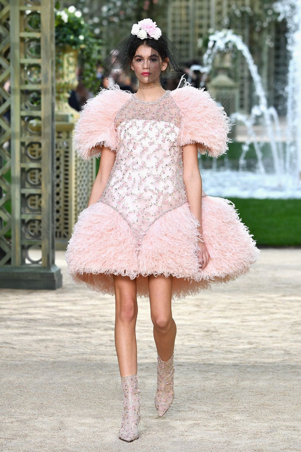 Kaia Gerber Makes Couture Debut At Chanel In Powder Pink