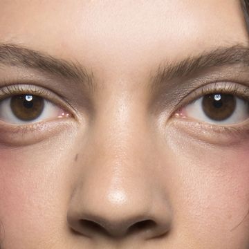 Eyebrows Makeup Trend 2018