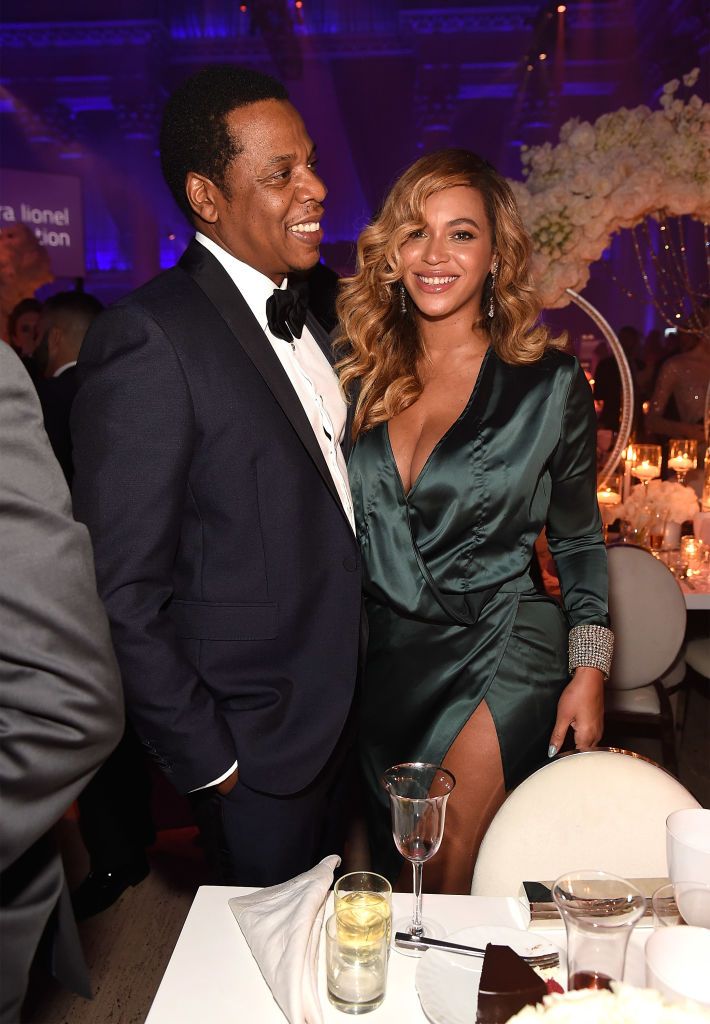 Jay-Z and Beyonce couple PDA