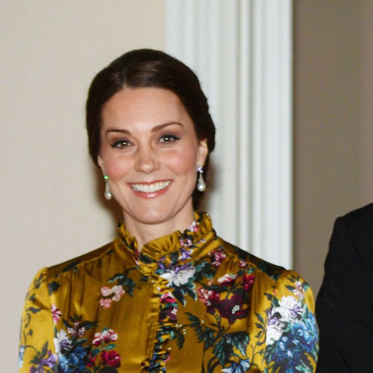 Kate middleton 2024 yellow floral dress