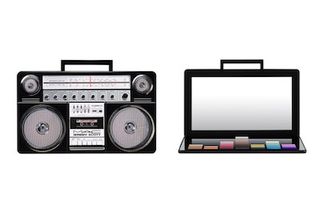 Audio equipment, Electronic device, Technology, Electronics, Violet, Radio, Circle, Boombox, Display device, Rectangle, 
