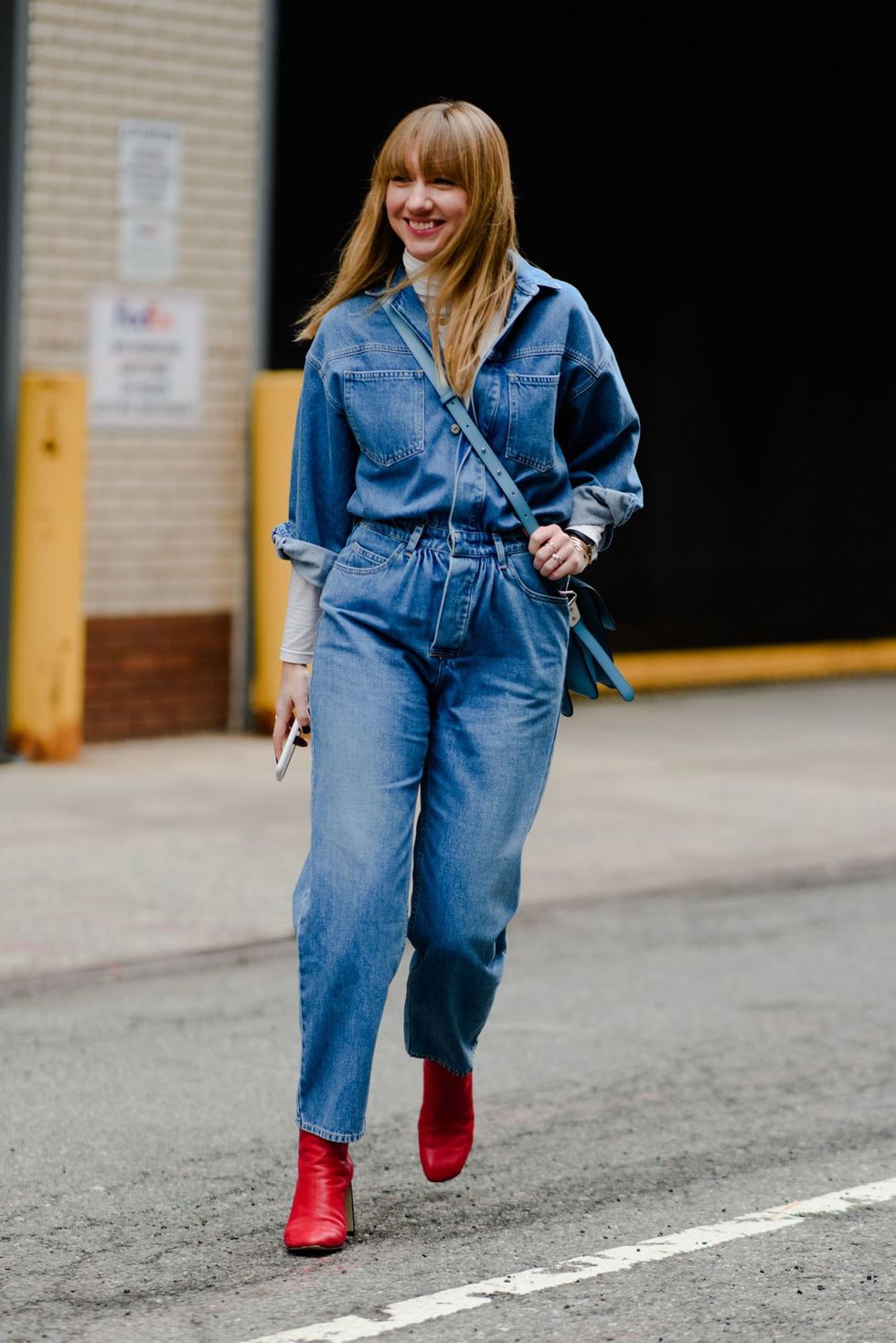 Clothing, Blue, Denim, Sleeve, Textile, Outerwear, Jeans, Style, Street fashion, Electric blue, 