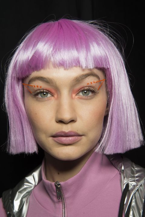 Neon Sci-Fi Eyeliner Is Fashion Week's Most Extra (Terrestrial) Make-Up ...