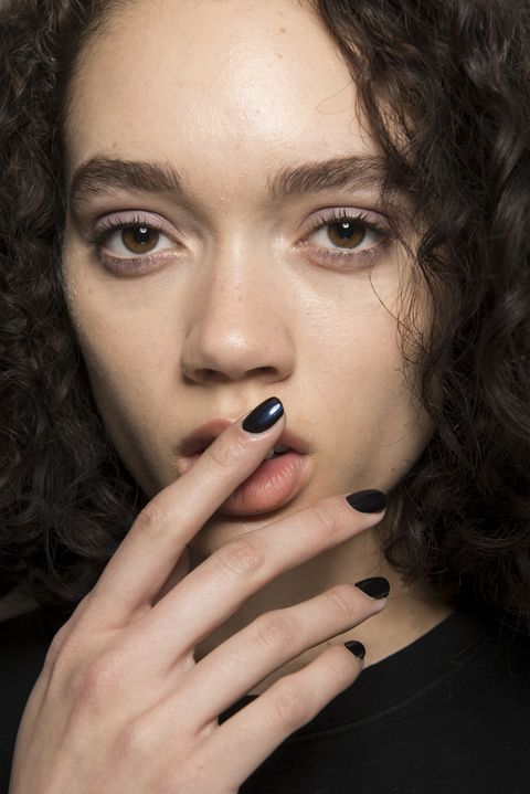 Autumn Nail Trends For 2018 - Best AW18 Autumn Runway Trends For Nails