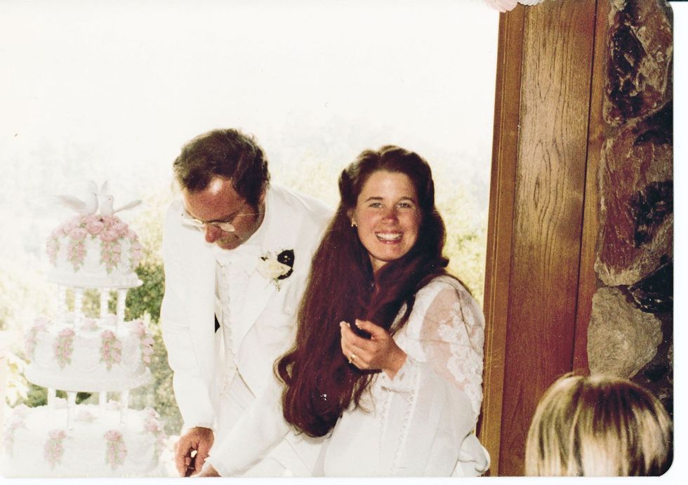 I married my late husband, Todd, in 1979. This is us cutting our cake on our wedding day | ELLE UK