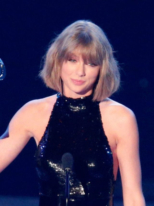 Taylor-Swift-zwijmelt-over-Calvin-Harris-tijdens-de-iHearst-Radio-Music-Awards