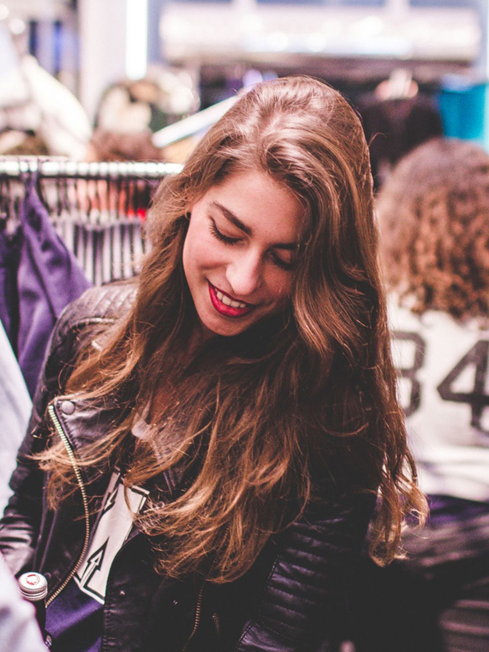 Mouth, Hairstyle, Style, Street fashion, Long hair, Beauty, Fashion, Youth, Brown hair, Feathered hair, 