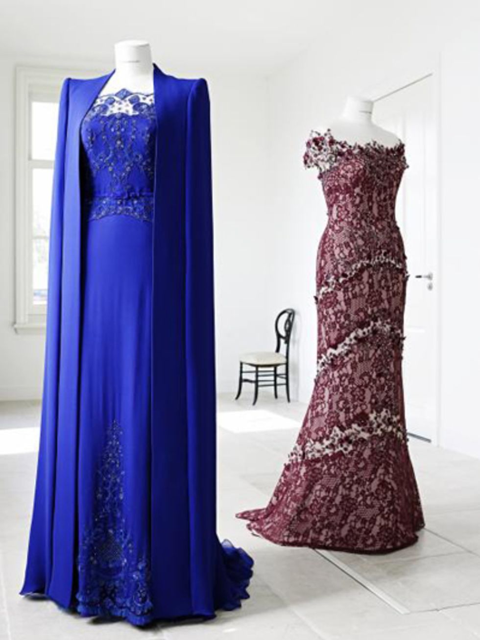 Blue, Dress, Textile, One-piece garment, Formal wear, Pattern, Style, Teal, Aqua, Gown, 