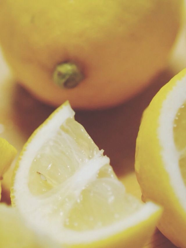 5-briljante-beautydingen-die-je-kunt-doen-met-een-citroen