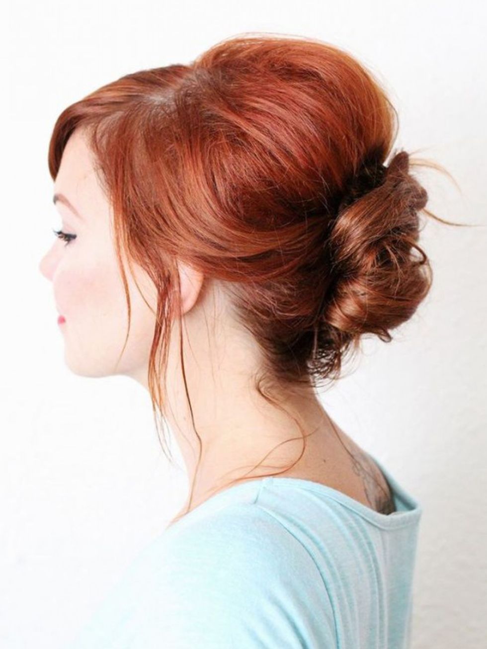 Hair, Hairstyle, Chin, Shoulder, Style, Red hair, Beauty, Neck, Brown hair, Hair coloring, 