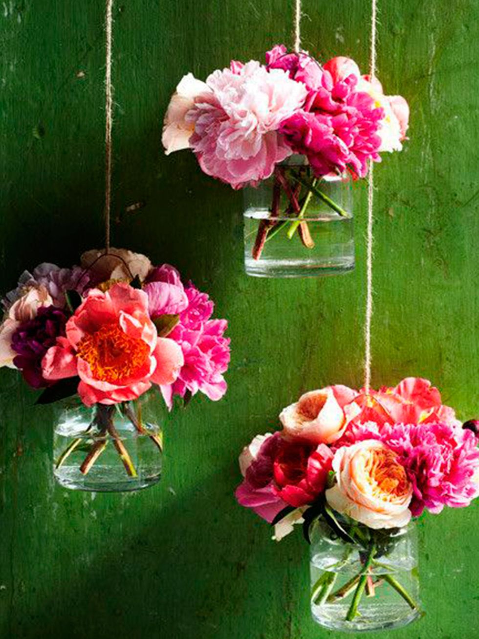 Petal, Flower, Pink, Flowering plant, Botany, Still life photography, Cut flowers, Bouquet, Artificial flower, Plant stem, 