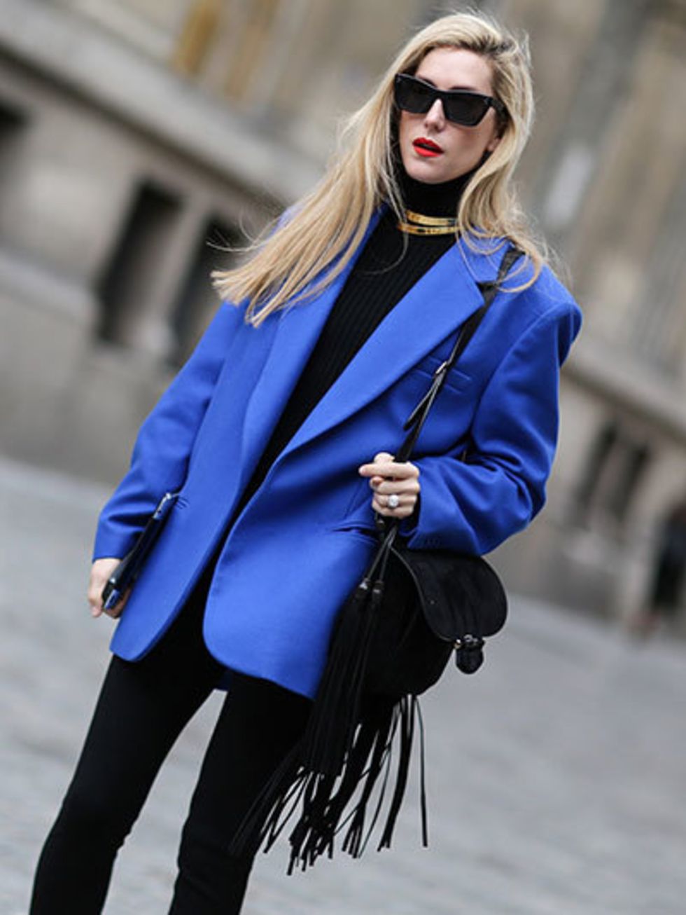 Clothing, Eyewear, Coat, Outerwear, Sunglasses, Street fashion, Style, Bag, Fashion accessory, Electric blue, 