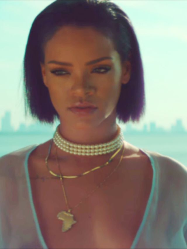 Rihanna-s-nieuwe-video-voor-Needed-Me-is-hier-en-hij-is-eh-nakend