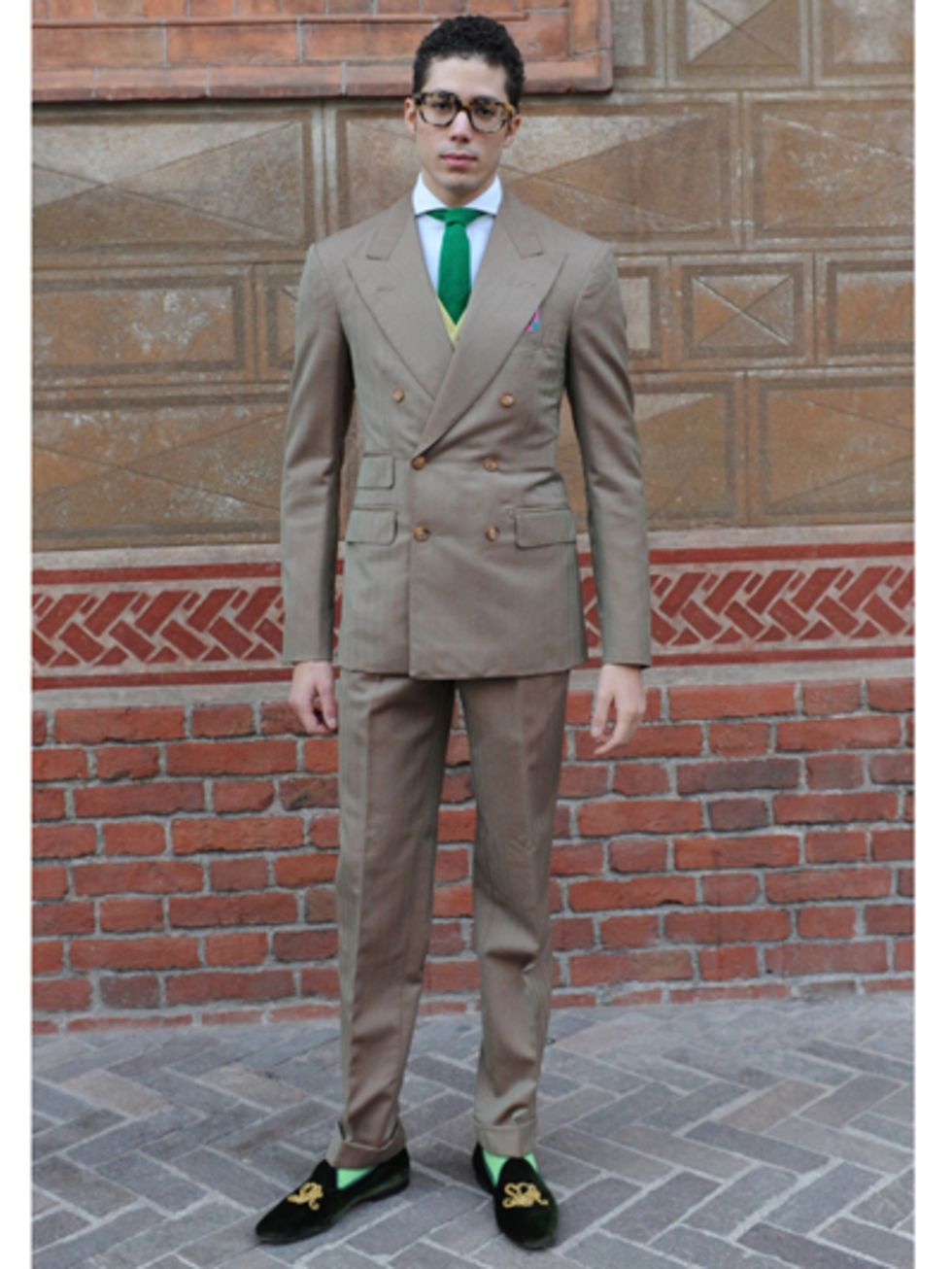 Clothing, Coat, Dress shirt, Green, Collar, Sleeve, Trousers, Pocket, Shirt, Standing, 