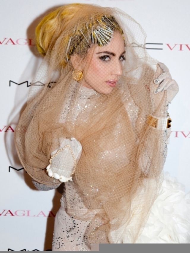 Gaga-s-Fashion-Body