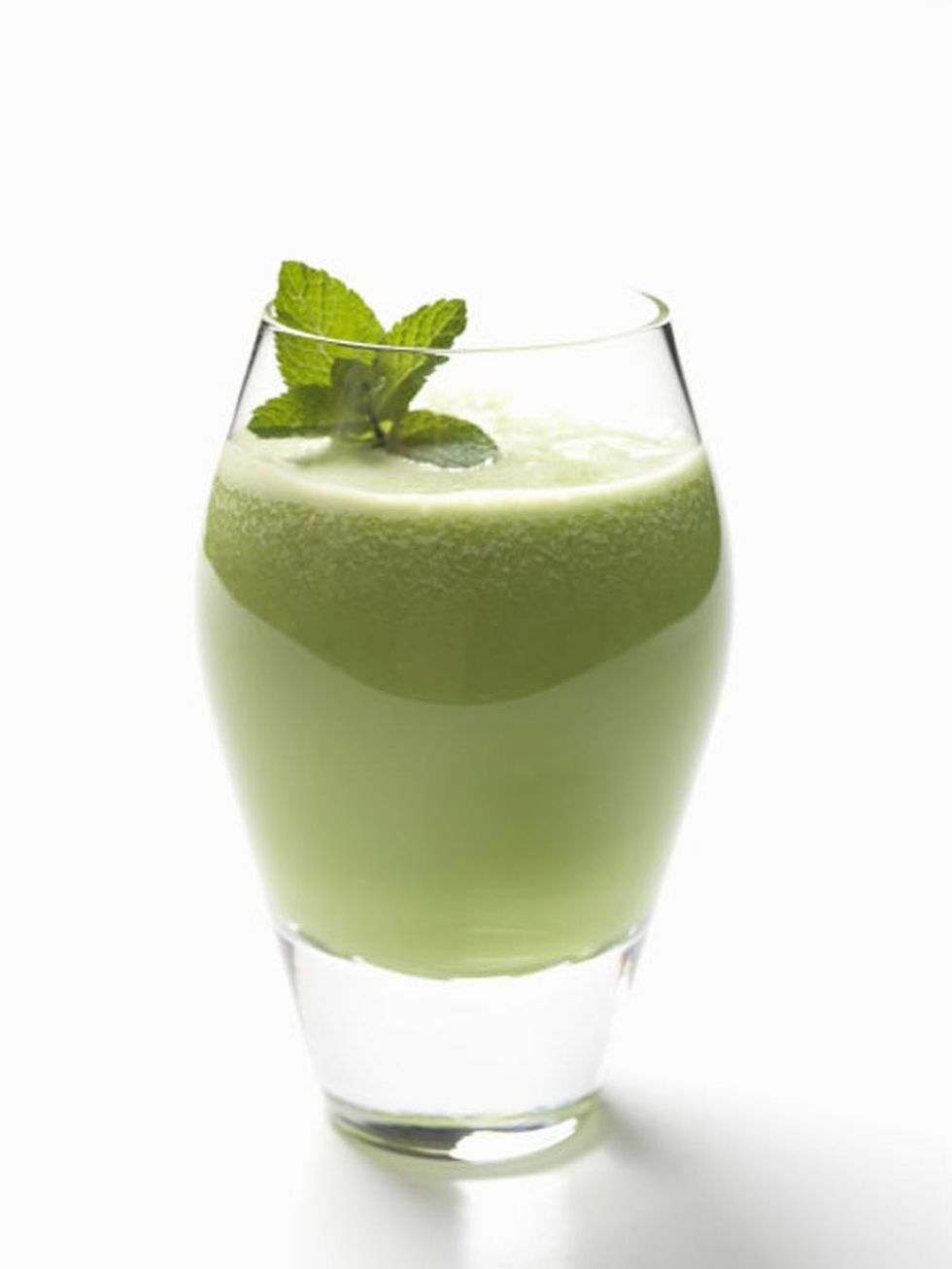 Green, Drink, Liquid, Juice, Tableware, Alcoholic beverage, Cocktail, Vegetable juice, Aojiru, Drinkware, 