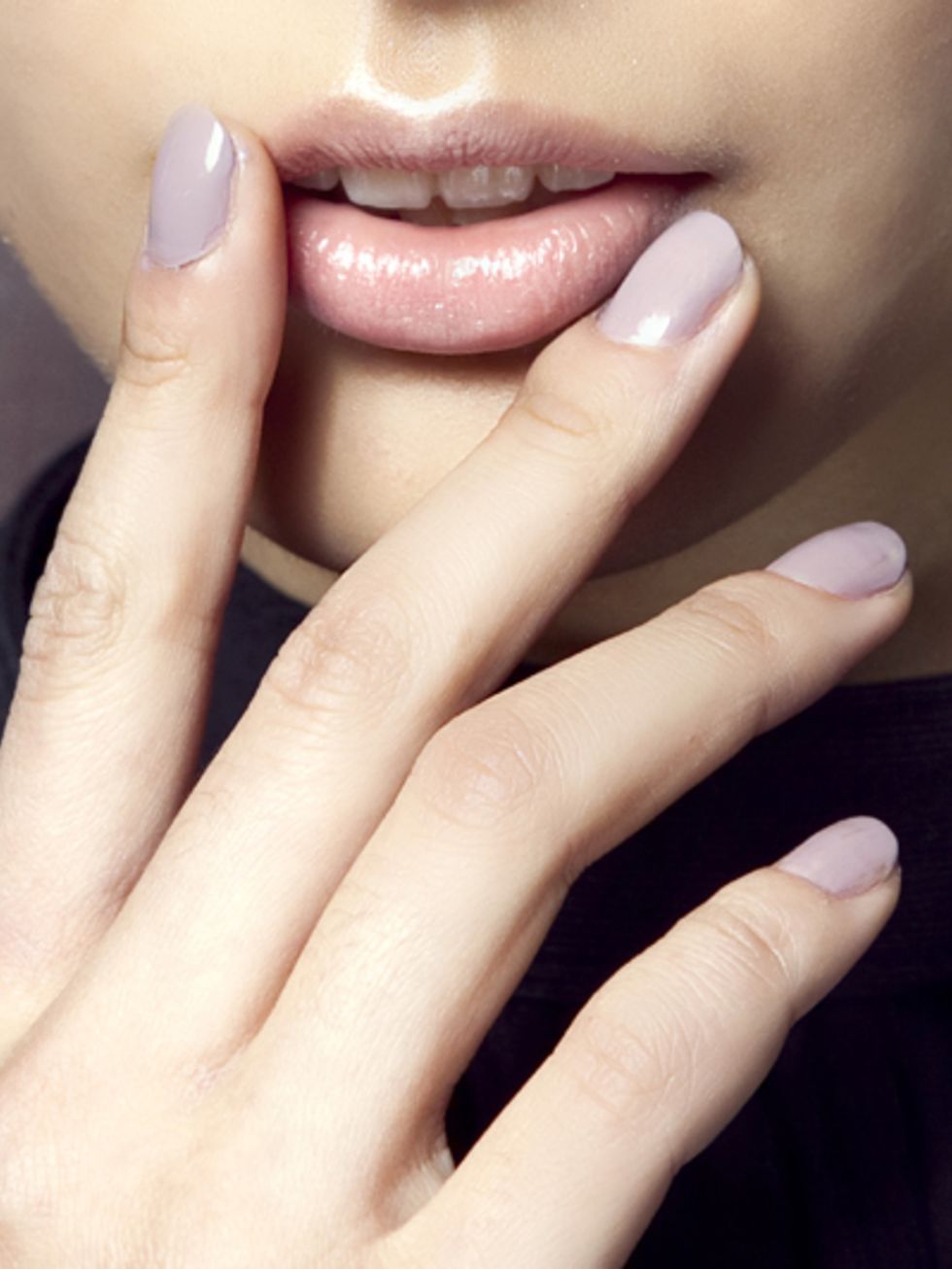 Finger, Skin, Nail, Thumb, Nail care, Manicure, Beige, Close-up, Flesh, Nail polish, 