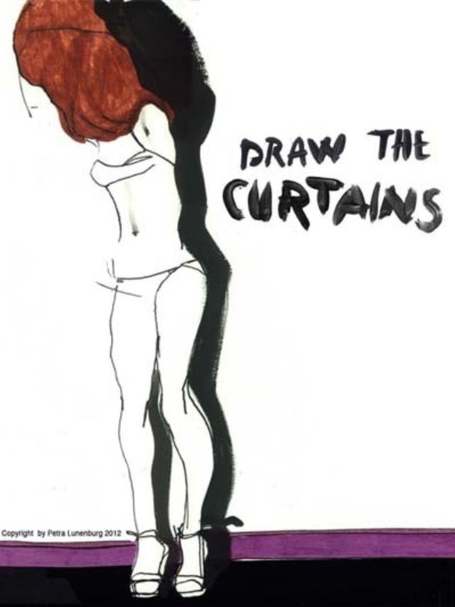 Expo-Draw-the-Curtains