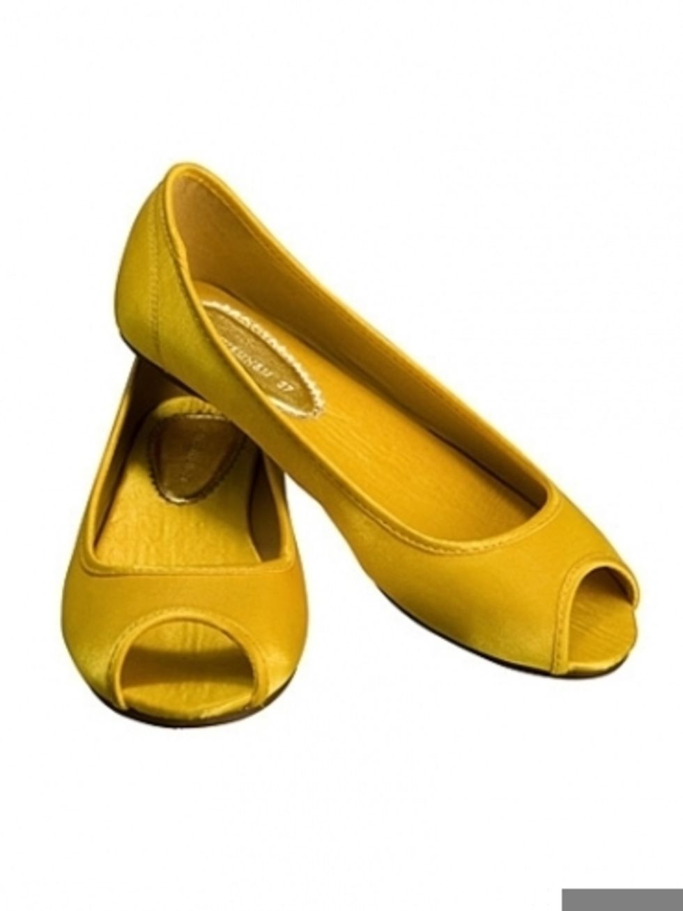 Yellow, Tan, Beige, Material property, Dress shoe, Fashion design, Leather, Ballet flat, Natural material, 