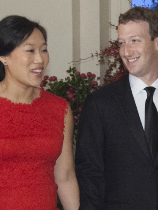 Facebooks-Mark-Zuckerberg-is-vader-geworden-en-DIT-is-de-eerste-foto-van-zijn-dochter