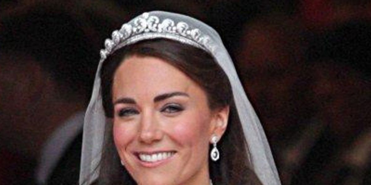 hooi Faculteit tuin Hoeveel diamanten zitten er in de tiara van Kate Middleton?