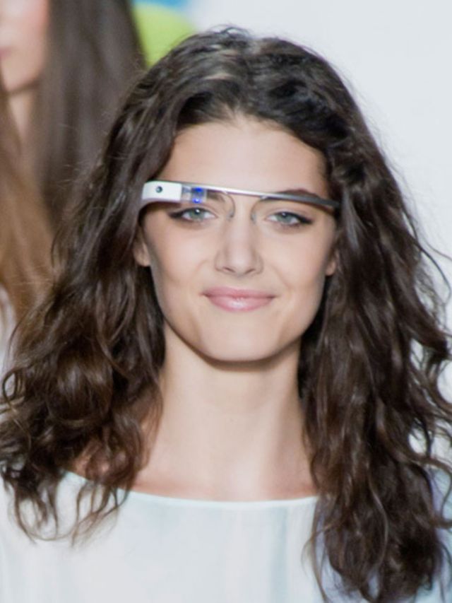 YSL-lanceert-make-uptutorials-met-Google-Glass