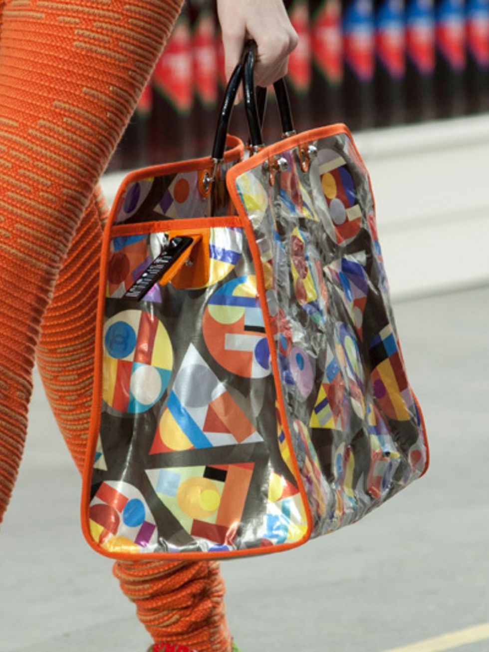 Bag, Textile, Orange, Luggage and bags, Fashion, Street fashion, Shoulder bag, Visual arts, Handbag, Tote bag, 