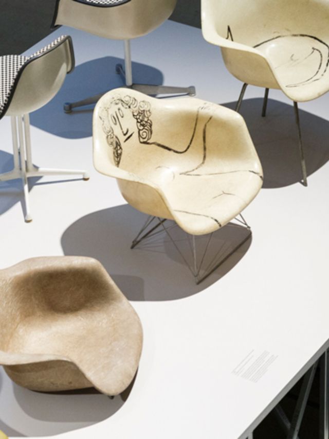 Een-kijkje-in-het-leven-van-designduo-Charles-en-Ray-Eames