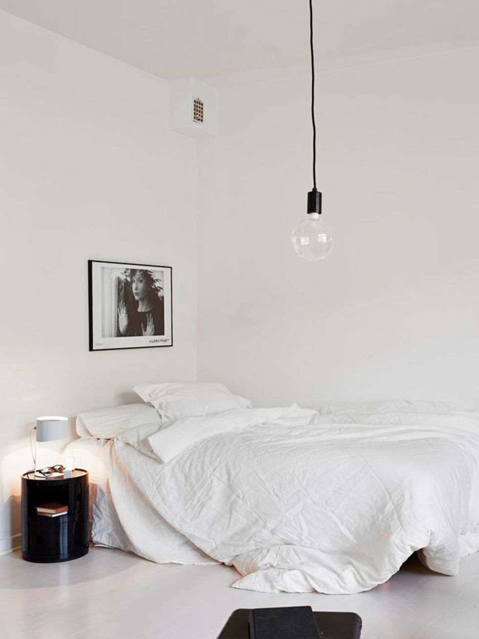 Product, Room, Textile, Interior design, Bed, White, Mobile phone, Wall, Bedding, Bedroom, 