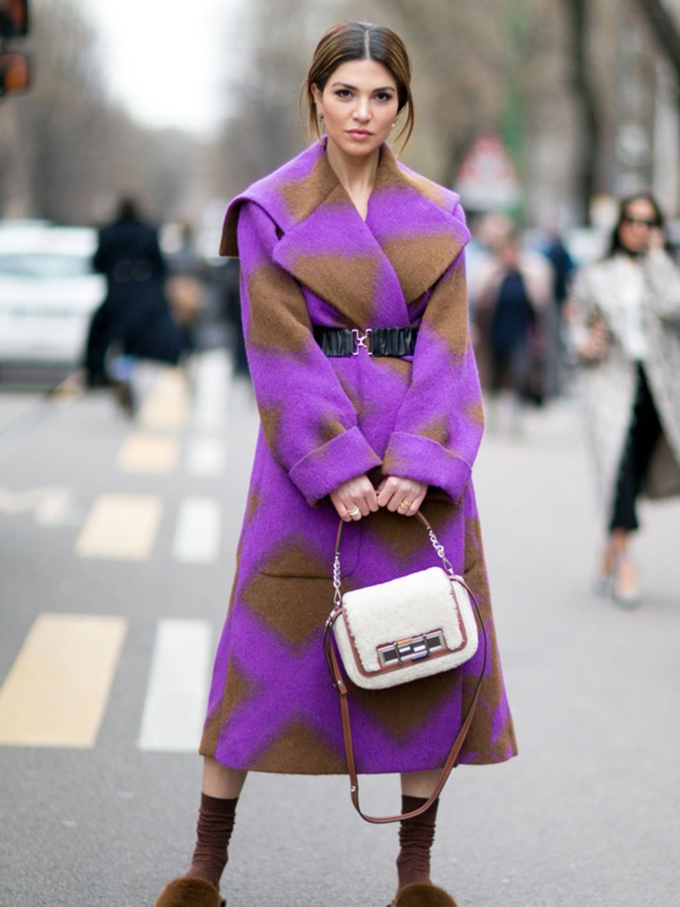 Clothing, Shoulder, Outerwear, Street fashion, Style, Purple, Bag, Fashion show, Fashion model, Fashion, 
