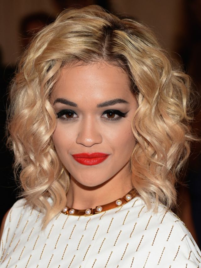 Rita-Ora-voor-Material-Girl