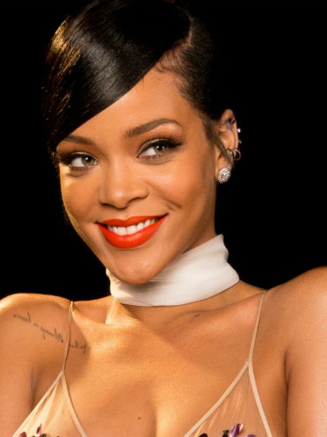 Rihanna-komt-met-een-eigen-beauty-en-make-uplijn